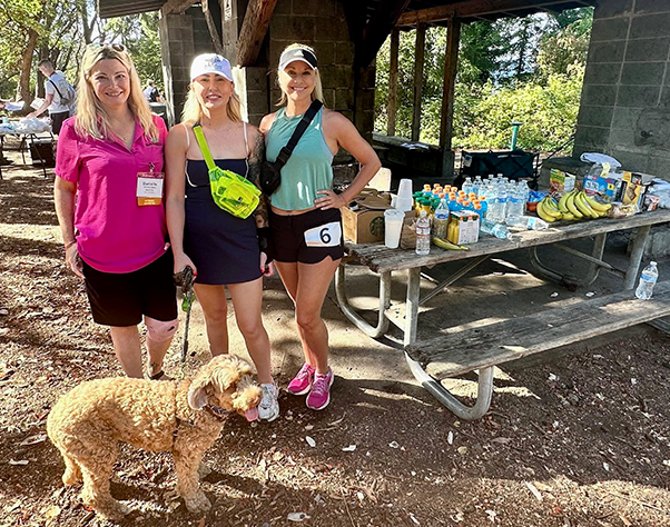 Photo of the Washington Community Association Paws4Laws 5k Run/Walk at Lincoln Park in West Seattle.